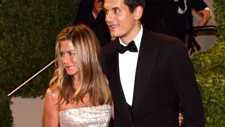 http://img4.looper.com/img/gallery/celebs-who-were-dumped-via-text/jennifer-aniston.jpg