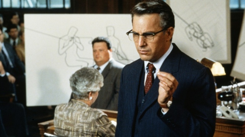 http://img4.looper.com/img/gallery/movies-that-got-history-completely-wrong/jfk-1991.jpg