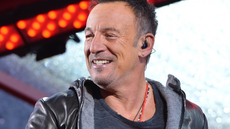 Bruce Springsteen And Rod Stewart's Vocal Cords