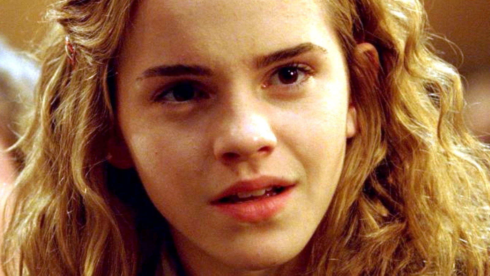 Harry Potter Fans React To Reports That Emma Watson Is Retiring From Acting