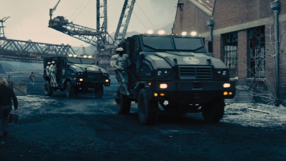 Peacekeepers in District 12